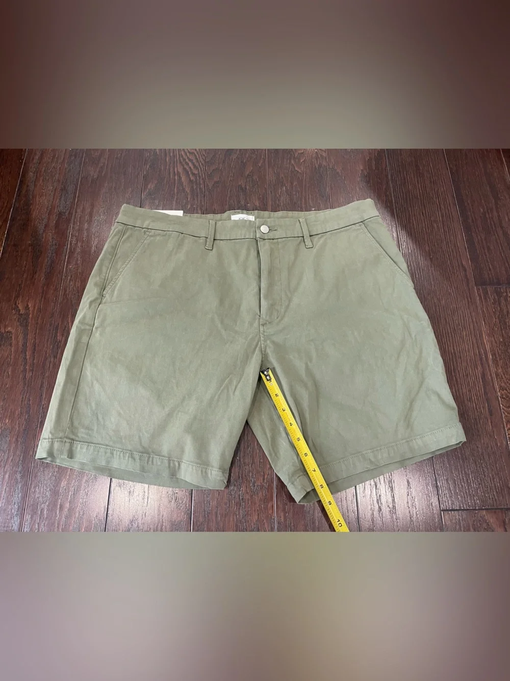 Joe's Jeans The Palmer Modern Trouser Shorts Men Size 38 Olive Green Classic NEW